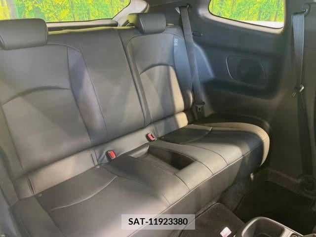 Toyota YARIS 2020-11 304813-9