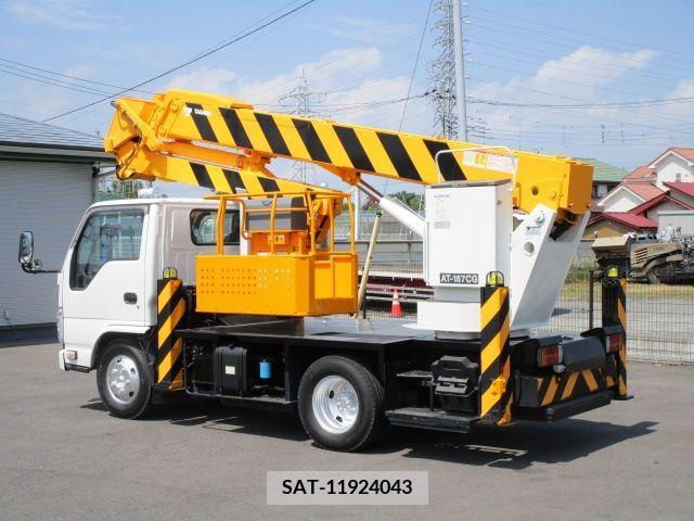 Isuzu ELF TRUCK 2014-05 334198-4