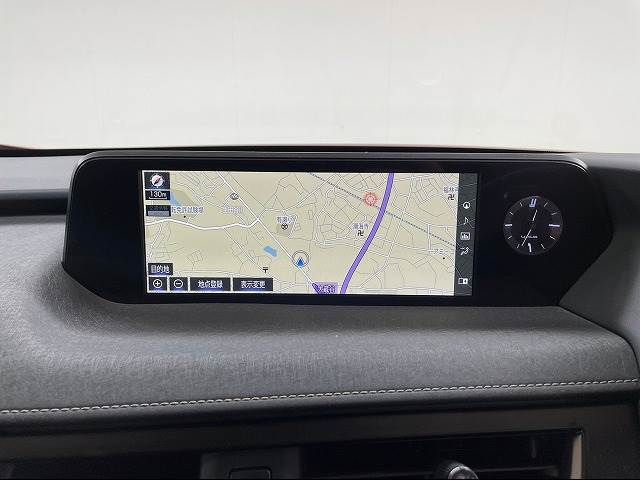 Lexus UX 2019-06 8867-2