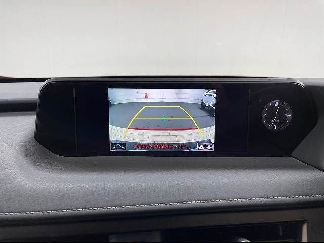 Lexus UX 2019-06 8867-3