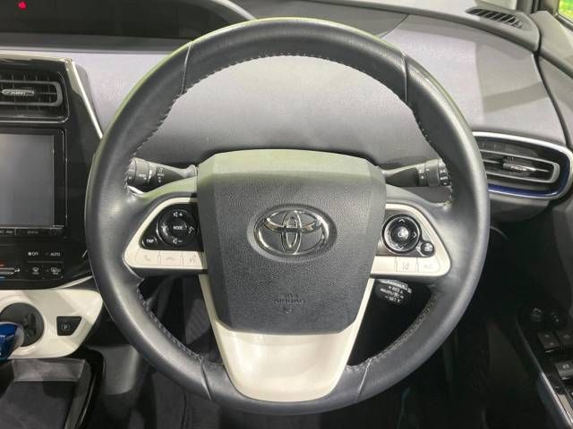 Toyota PRIUS 2016-05 20332-11