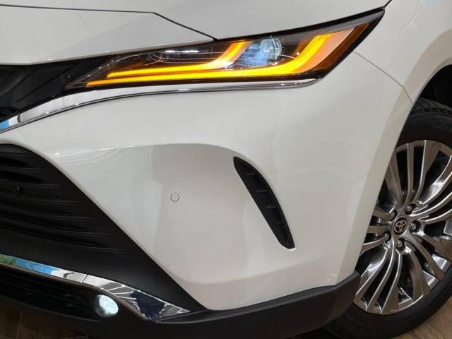 Toyota HARRIER 2020-07 28009-12