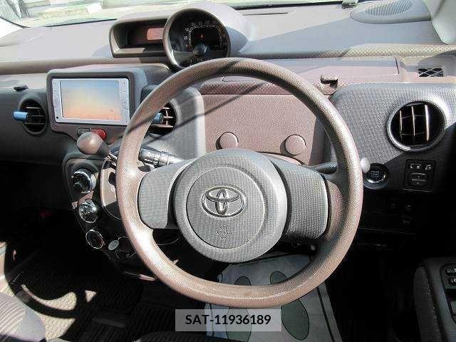 Toyota SPADE 2013-09 208344-3