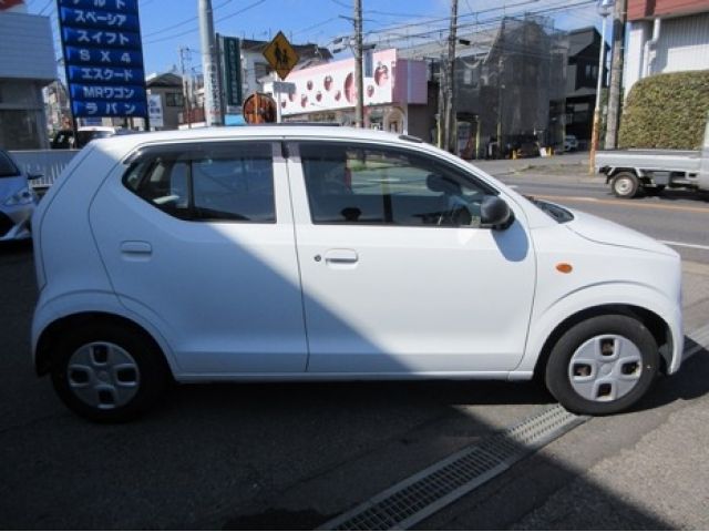 Suzuki ALTO 2016-06 10573-7