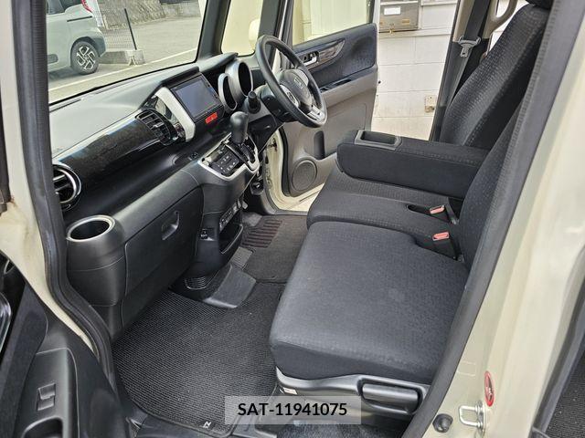 Honda N BOX CUSTOM 2017-01 364929-7