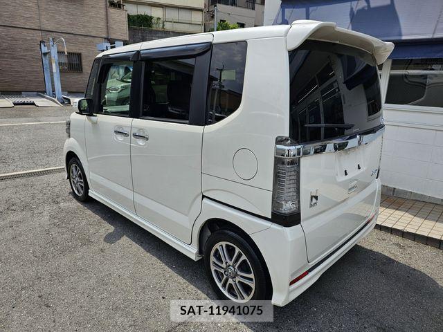 Honda N BOX CUSTOM 2017-01 364929-2