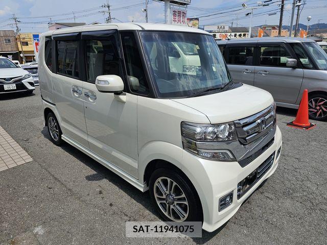 Honda N BOX CUSTOM 2017-01 364929-0