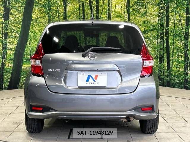 Nissan NOTE 2018-03 302430-15