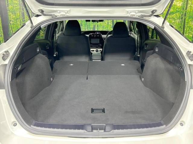 Toyota PRIUS 2016-07 193449-10