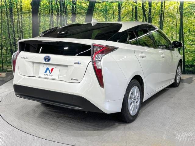 Toyota PRIUS 2016-07 193449-17