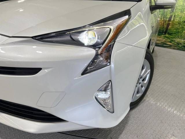 Toyota PRIUS 2016-07 193449-12