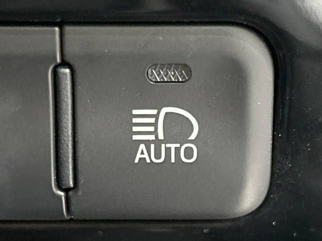 Toyota PRIUS 2016-07 193449-7