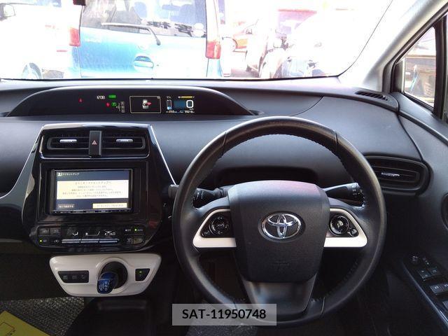 Toyota PRIUS 2016-07 207999-2