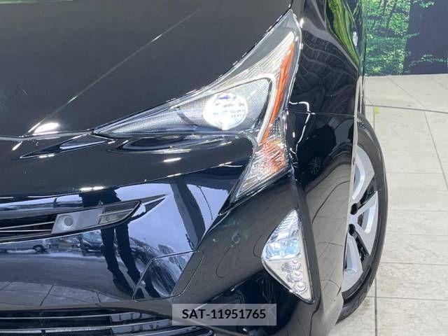 Toyota PRIUS 2017-12 243938-12