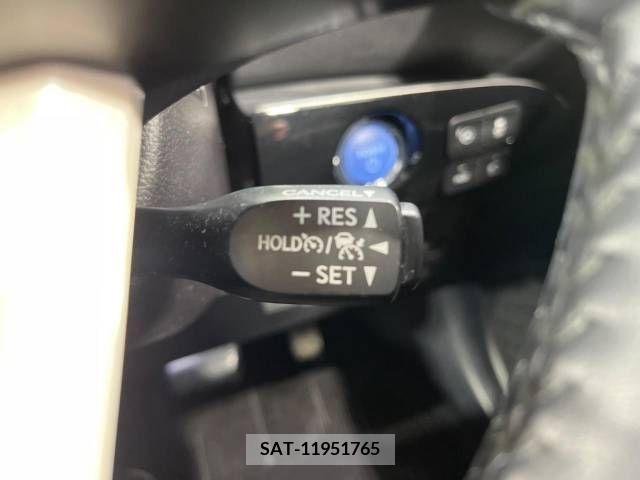 Toyota PRIUS 2017-12 243938-5
