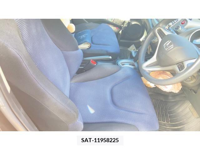 Honda FIT 2010-12 390845-27