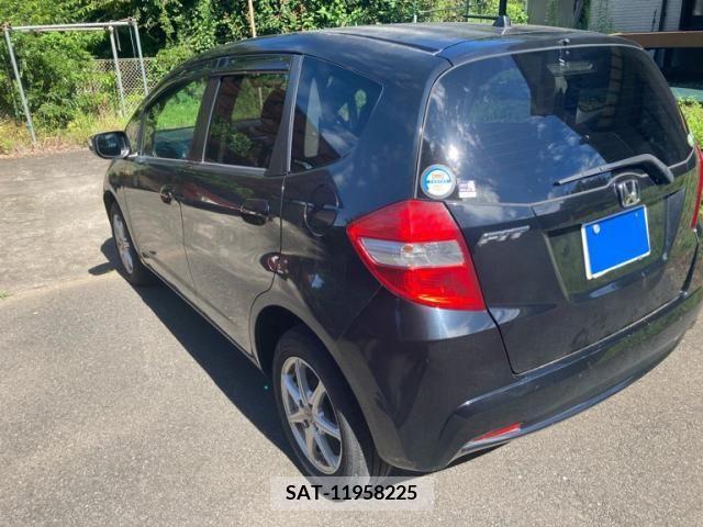 Honda FIT 2010-12 390845-5