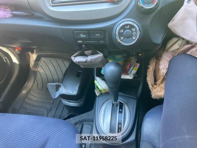 Honda FIT 2010-12 390845-21