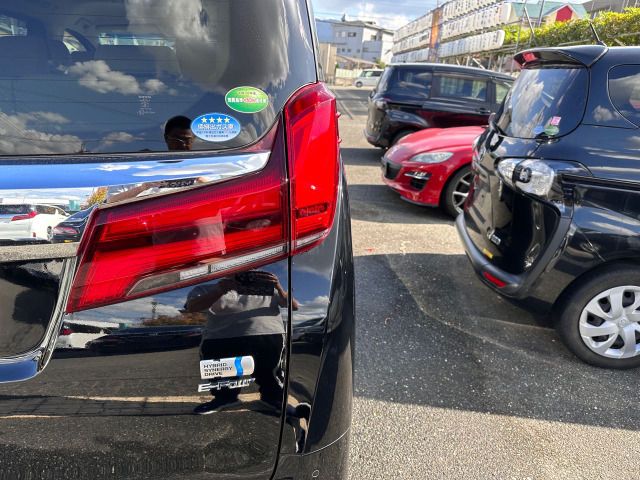 Toyota ALPHARD HYBRID 2018-02 14798-12