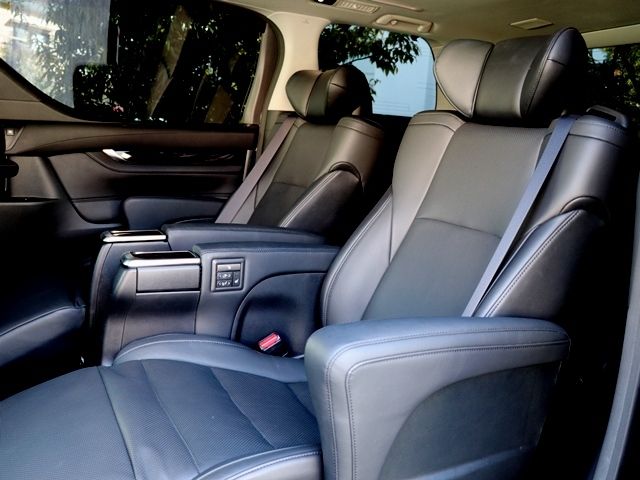 Toyota ALPHARD 2018-12 183211-26