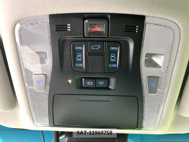 Toyota VELLFIRE 2018-04 288167-2