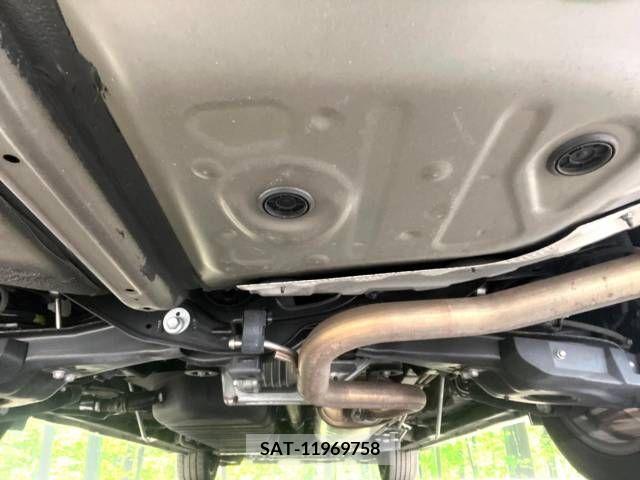 Toyota VELLFIRE 2018-04 288167-19