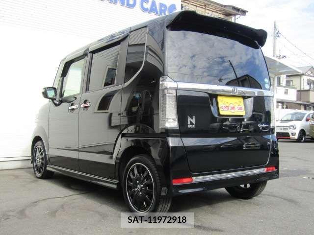 Honda N BOX CUSTOM 2017-08 224408-5