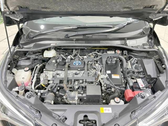 Toyota C-HR 2018-12 193492-18