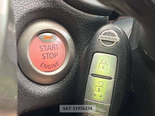 Nissan NOTE 2013-12 302335-7