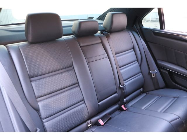 Amg E-CLASS 2010-07 880-17