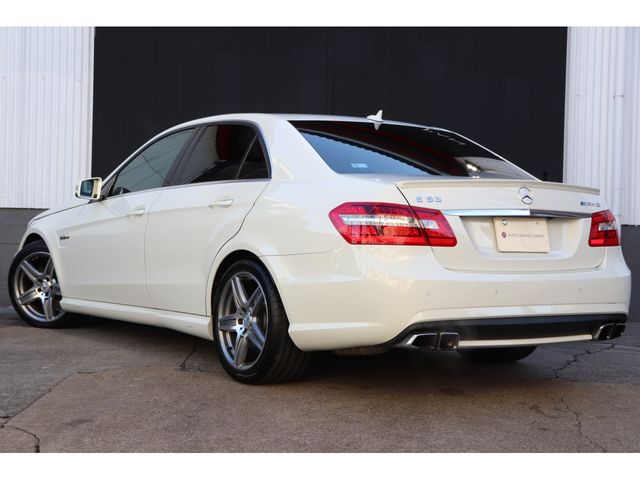 Amg E-CLASS 2010-07 880-5