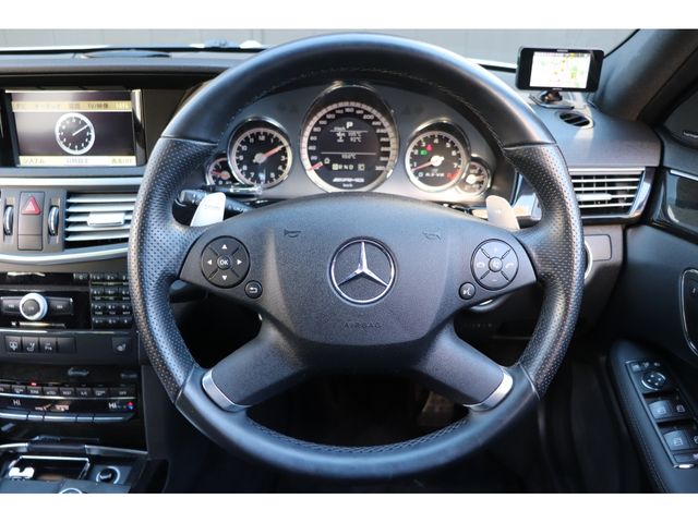 Amg E-CLASS 2010-07 880-9