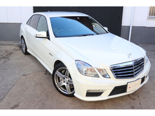 Amg E-CLASS 2010-07 880-2