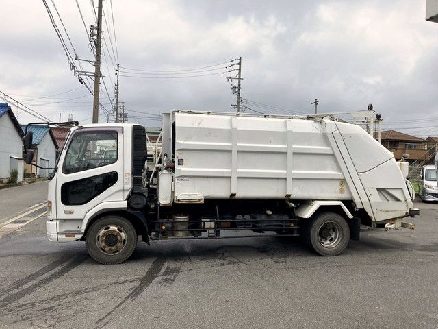 MITSUBISHI FUSO Fighter 2006-03 4085-7