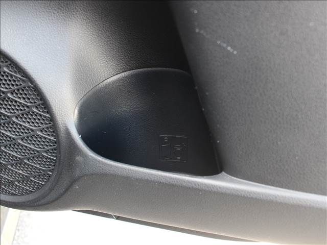 Toyota PRIUS 2018-08 19469-19