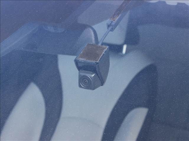 Toyota PRIUS 2018-08 19469-9
