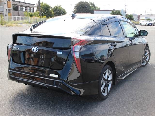 Toyota PRIUS 2018-08 19469-2