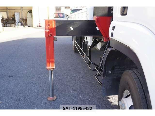 Isuzu FORWARD 2017-08 208198-19