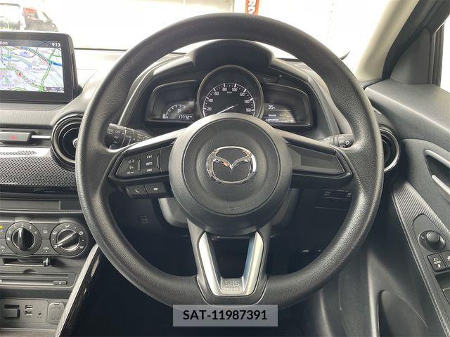 Mazda DEMIO 2017-09 359394-26