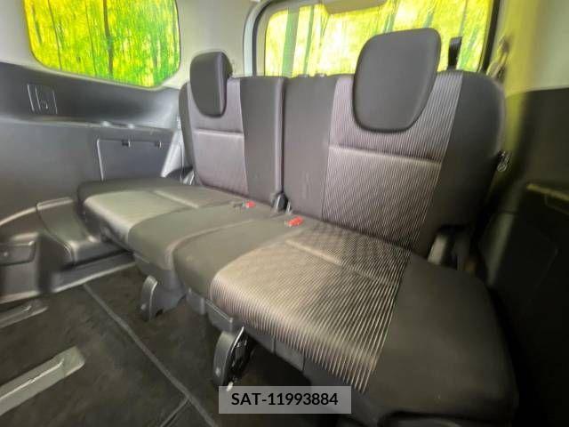 Nissan SERENA 2019-11 348826-10