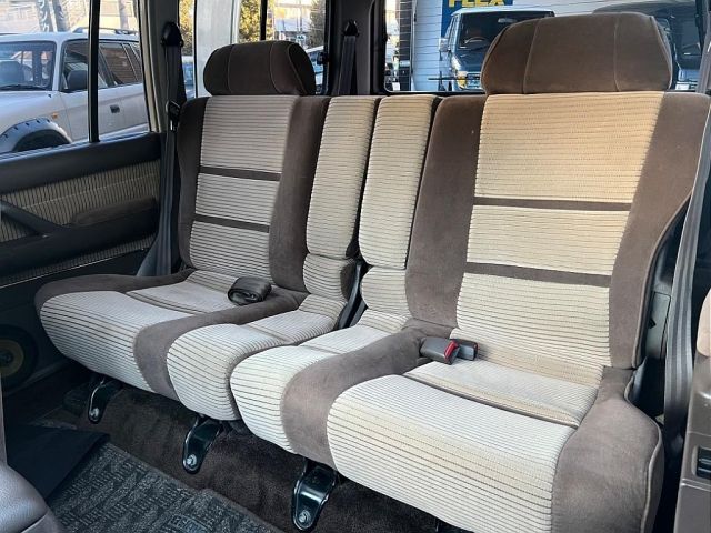 Toyota LAND CRUISER 1992-01 9027-9