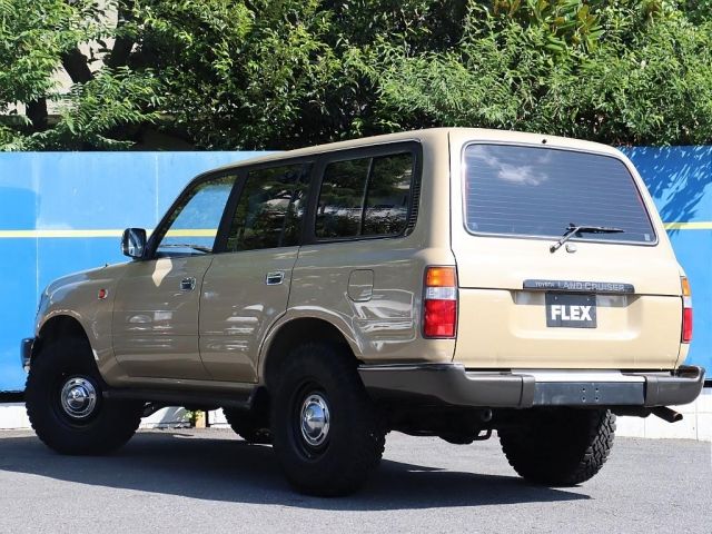Toyota LAND CRUISER 1992-01 9027-6