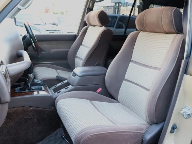 Toyota LAND CRUISER 1992-01 9027-8