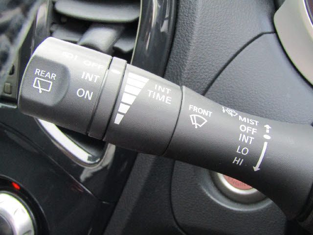 Nissan JUKE 2014-06 193578-21