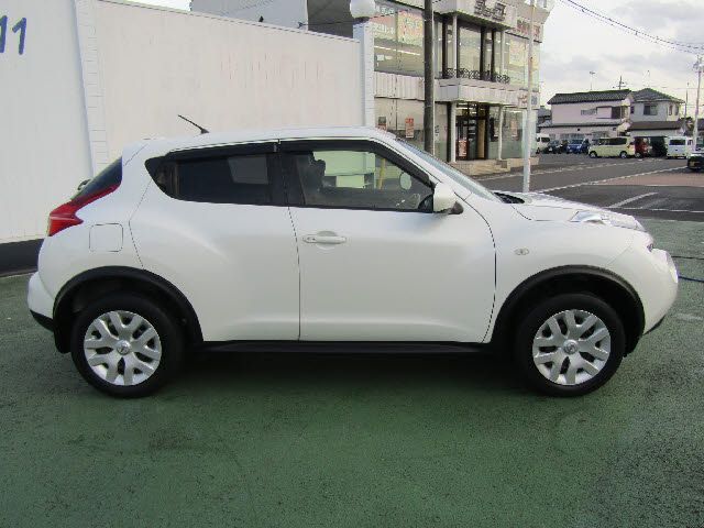 Nissan JUKE 2014-06 193578-17