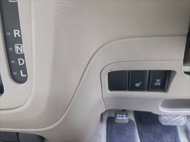 Suzuki SPACIA 2013-09 1976-11