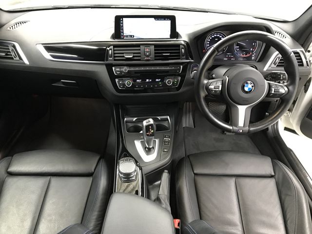 Bmw 1 SERIES 2019-01 28432-1