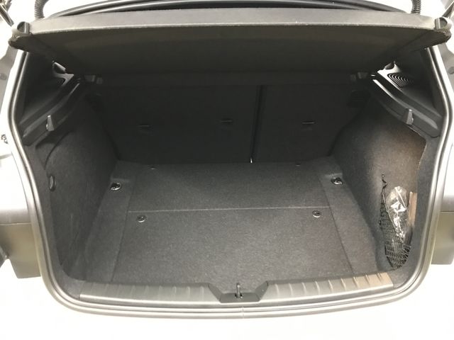 Bmw 1 SERIES 2019-01 28432-7