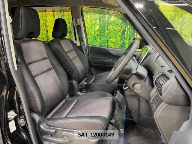 Nissan SERENA 2019-05 324992-8