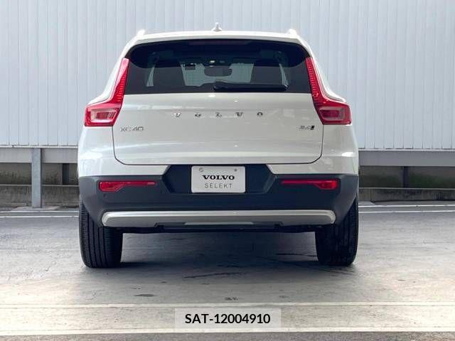 Volvo XC40 2022-08 333112-18